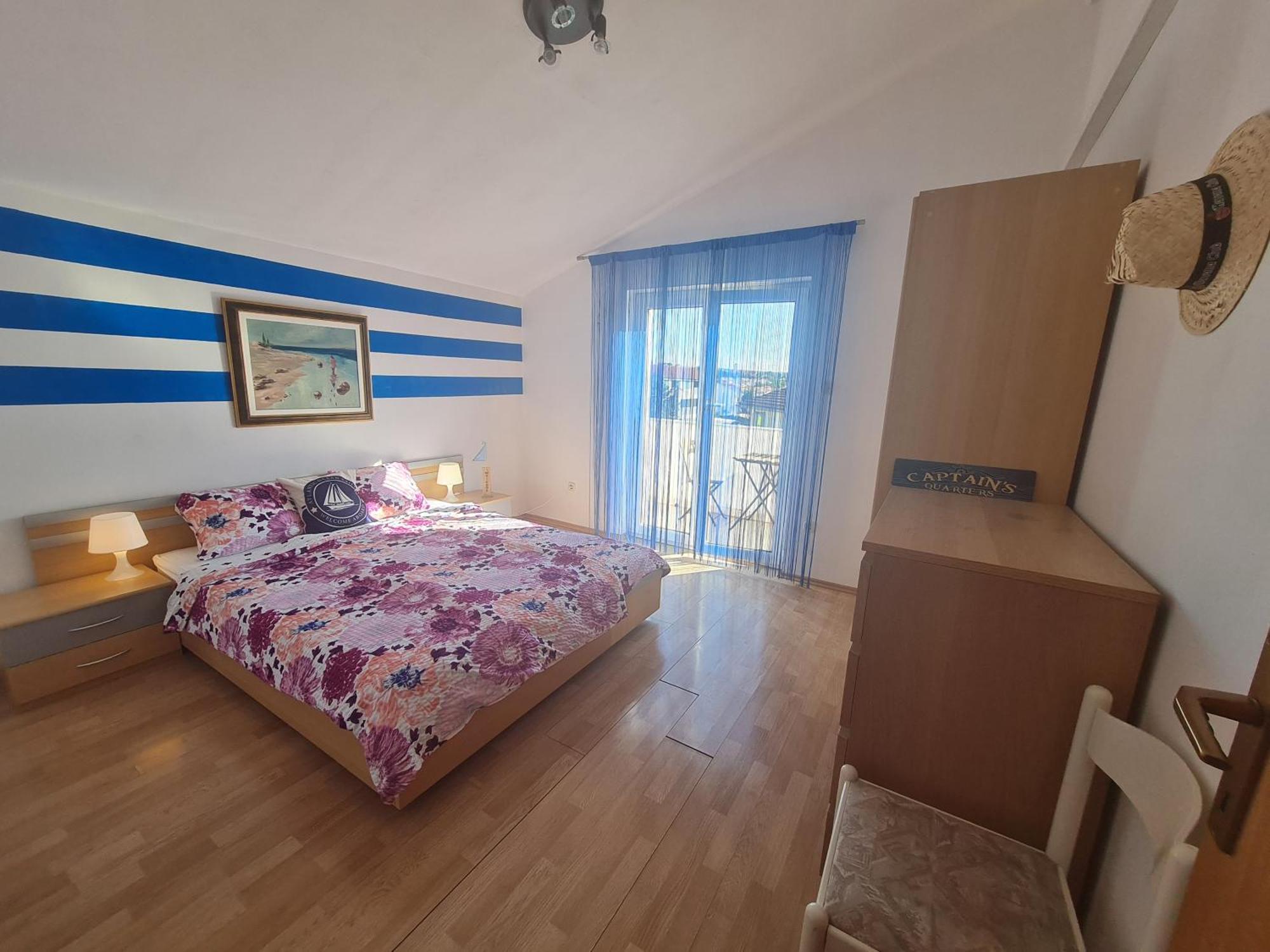 Apartmani Elena Malinska Habitación foto