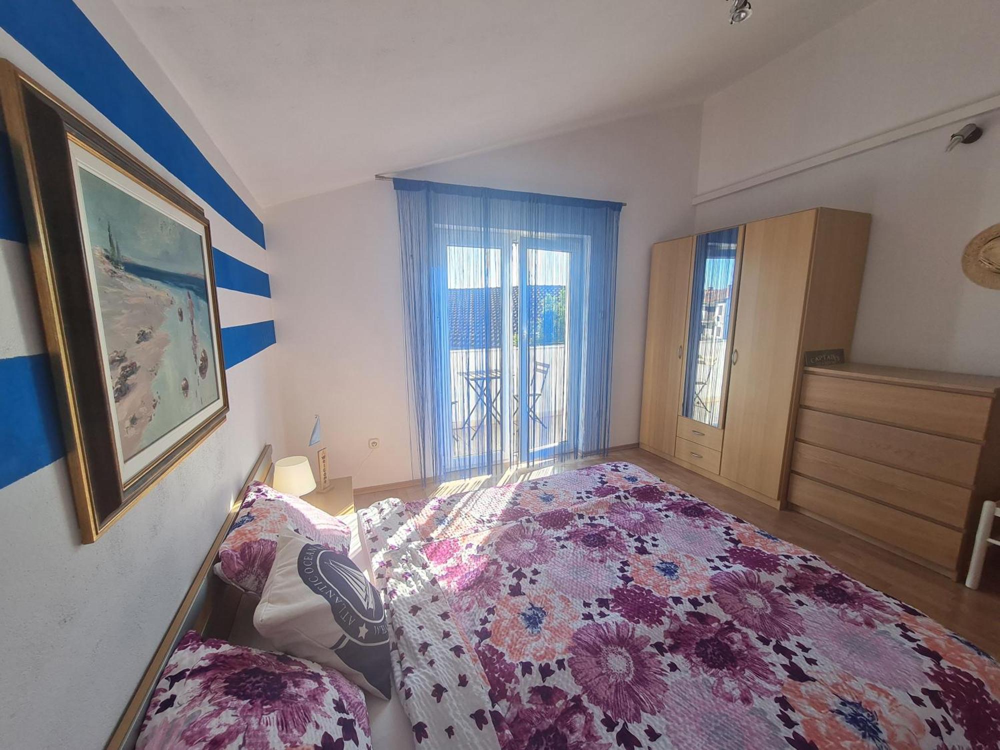 Apartmani Elena Malinska Habitación foto